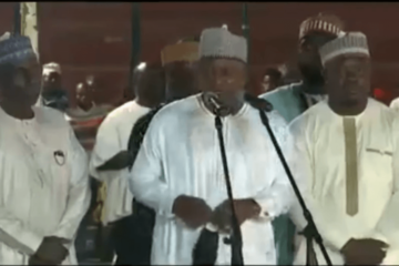 John Mahama recites full verse of Qur'an Chapter 112 at the 2021 National Maulid.