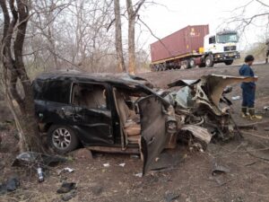 Bawumia's Convoy involved in Accident, one dead  A Road Traffic Accident involving three military officers said to be part of the advance team of Vice President Dr. Mahamudu Bawumia has claimed the life of one person while two others are currently in critical conditions.  The accident occurred on Thursday February 10, 2022 between the hours of 4:30pm and 5:00pm at Kablikpe - a village near Buipe in the Northern Region.  It was not exactly clear where they were heading to but sources say they were on their way to make arrangements for a visit by Dr Bawumia.  According to our source, the driver of the vehicle - a black Toyota with registration number GR 7129 - 17, one Sgt Zowornu died on the spot when the vehicle veered off the main road linking Buipe to Tamale and run into some wood lots along the road.  The two officers on board including Major Hanson Adu Kofi sustained serious head injury while Captain Badaweh Sabastian got seriously wounded in the head and neck. They have both been sent to the Tamale Teaching Hospital for treatment.  The deceased Sgt Zowornu has since been airlifted to the 37 Military morgue.  More details soon.